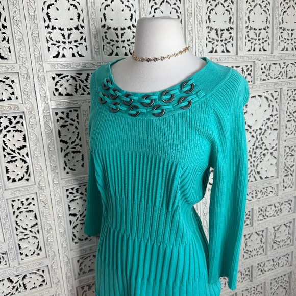 Requirements NWT Teal Green Boat Neck Embellished Ribbed Sweater Blouse Sz Large - Picture 5 of 8
